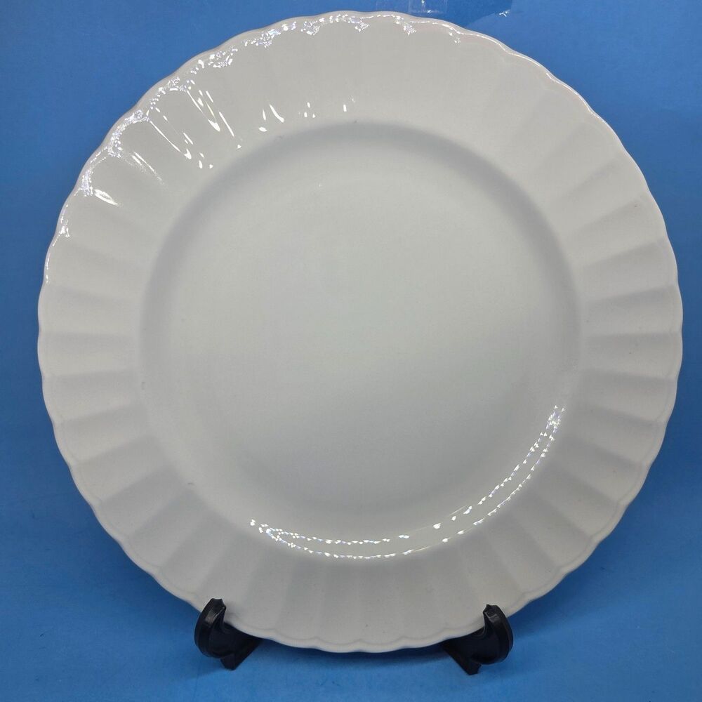 Mikasa Maxima CAJ08 "YARDLEY" 12" White Scalloped Platter Chop Plate EC